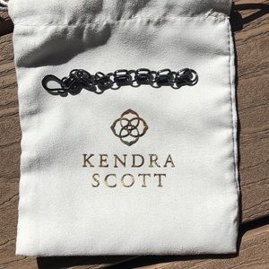 Infamous Kendra Scott Gunmetal Harlow Extender